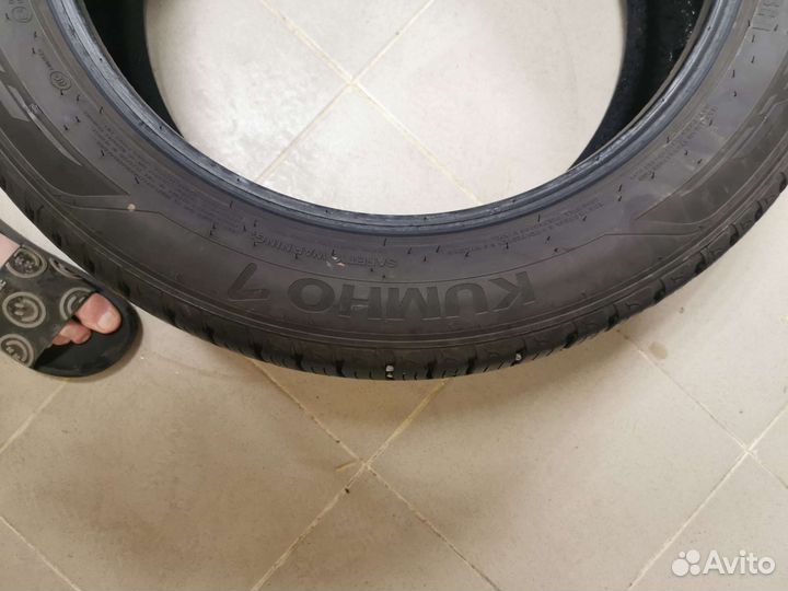 Kumho Crugen Premium KL33 255/50 R20