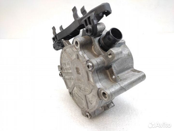 Насос вакуумный Audi A6 C7 1.8 CYG 2018