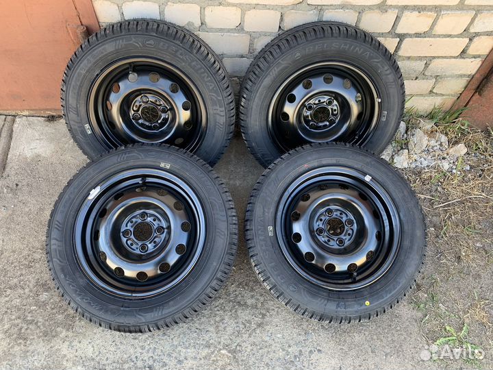 Новый комплект колес на ваз R14