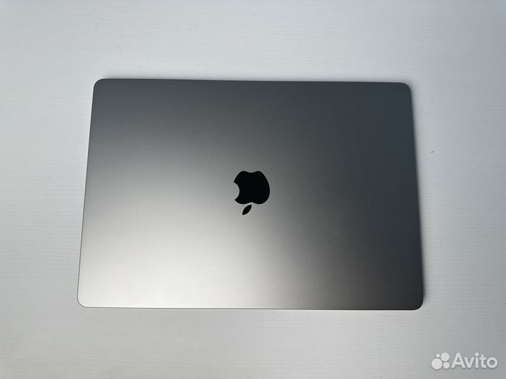 MacBook Air 15 2023 M2 256Gb Gray, 70 циклов