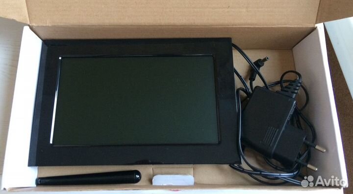 Цифровая фоторамка Rekam DejaView G700