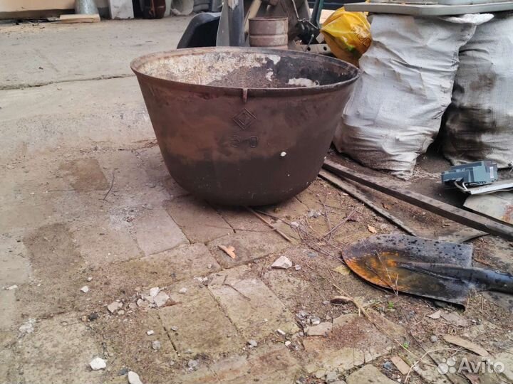 Чугунная ёмкость СССР 60л