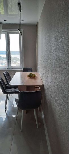 3-к. квартира, 85 м², 16/16 эт.