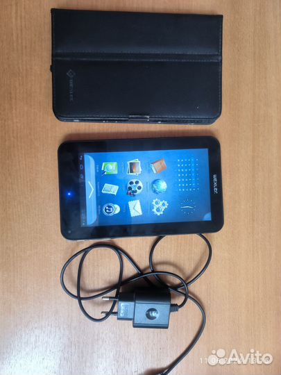 Планшет wexler. Book T7008