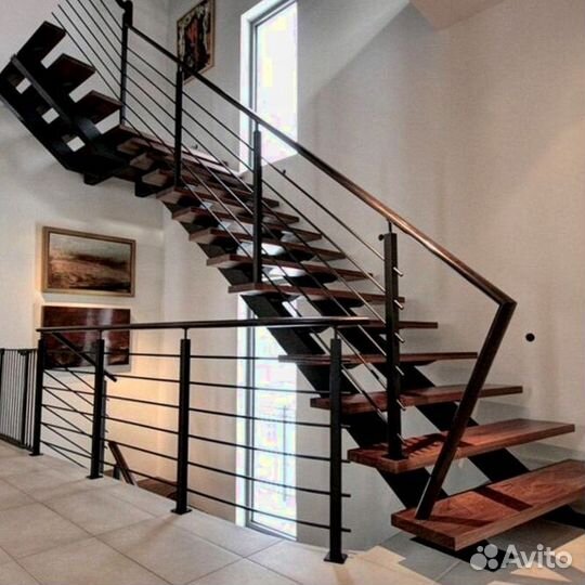 Лестница на металлическом каркасе дизайн 4064