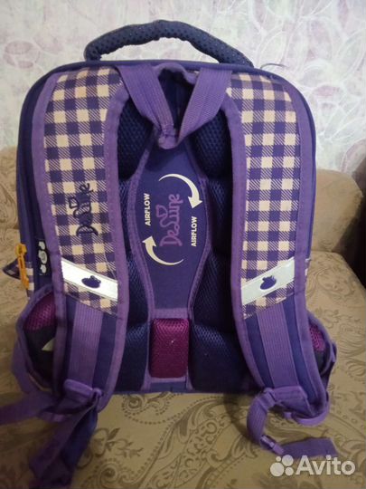 Рюкзак школьный