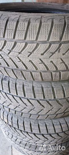 Goodyear UltraGrip Performance SUV Gen-1 225/65 R17 102H