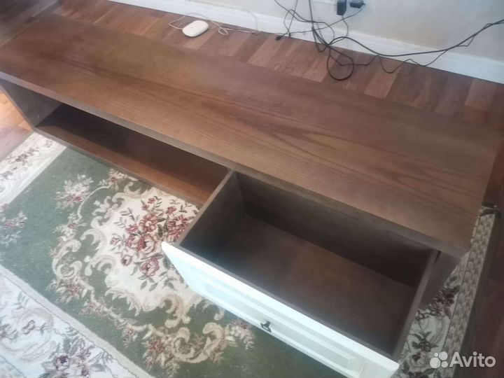 Тумба под тв