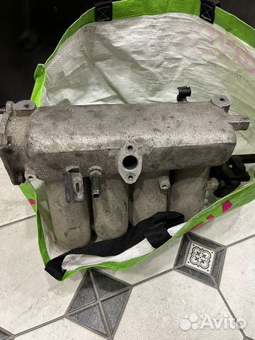 Впускной коллектор 2831038007