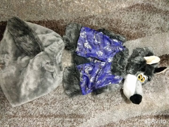 Костюмы медведей, волка и головных уборов