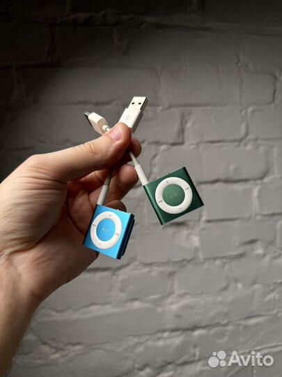 iPod nano 6 iPod shuffle 4