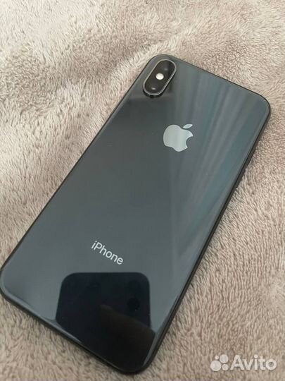 iPhone Xs, 64 ГБ