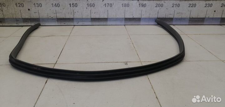 Уплотнитель (внутри) Santa Fe (SM) / Santa Fe Clas