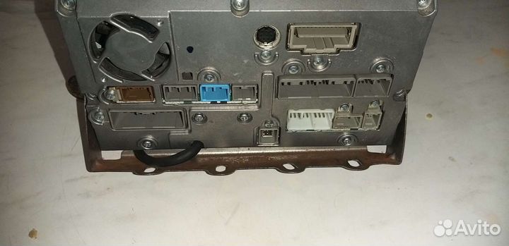 Штатное Г/У Mitsubishi mmcs j04