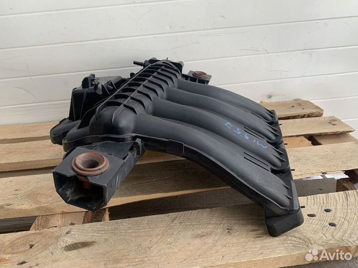 Впускной коллектор верхний Рено Лагуна 3 2.0 M4R