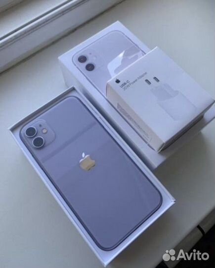 iPhone 11, 64 ГБ