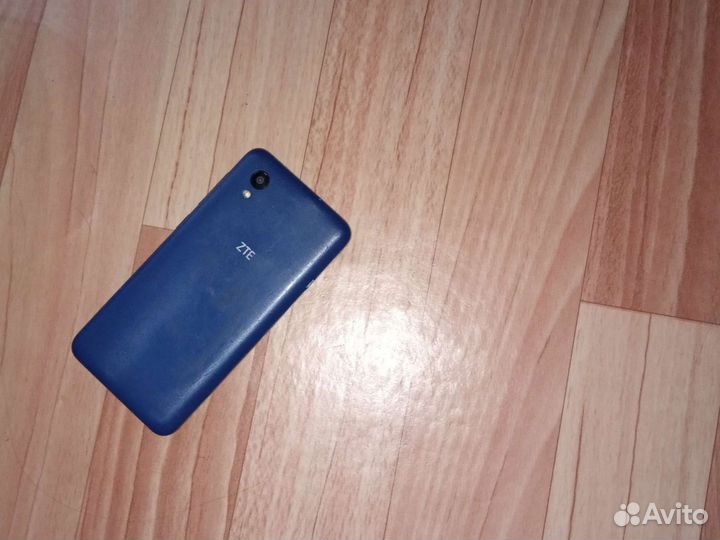 ZTE Blade X3, 8 ГБ