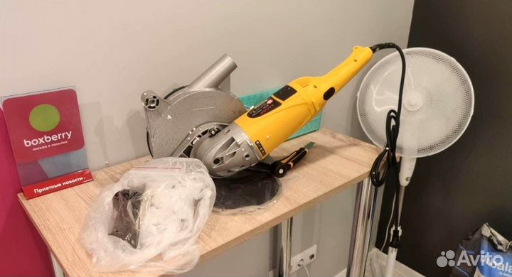 Аренда штробореза и строительного пылесоса