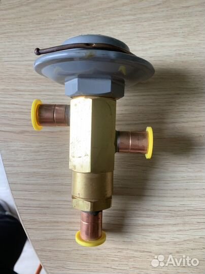 Регулятор давления конденсации Sporlan