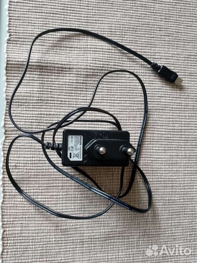 Зарядное устройство для телефона. mini USB