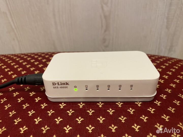 Коммутатор D-Link DES-1005C