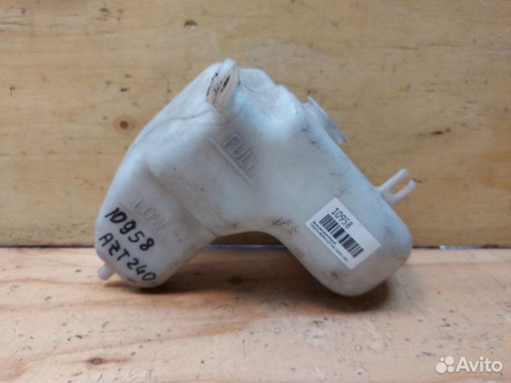 Бачок расширительный Toyota Premio AZT240 1azfse