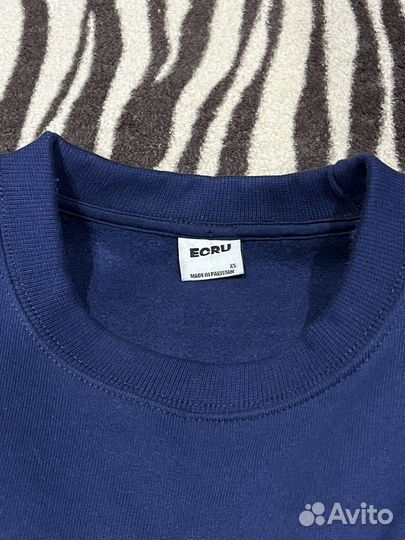 Свитшот DUB (Pull&Bear)