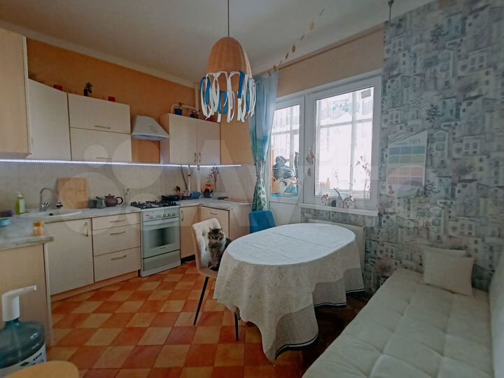 2-к. квартира, 75,8 м², 7/10 эт.