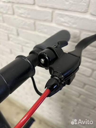 Электросамокат iconbit