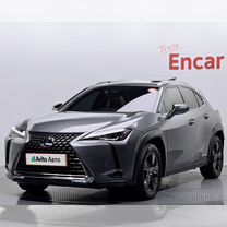 Lexus UX 2.0 CVT, 2019, 49 928 км, с пробегом, цена 3 915 000 руб.