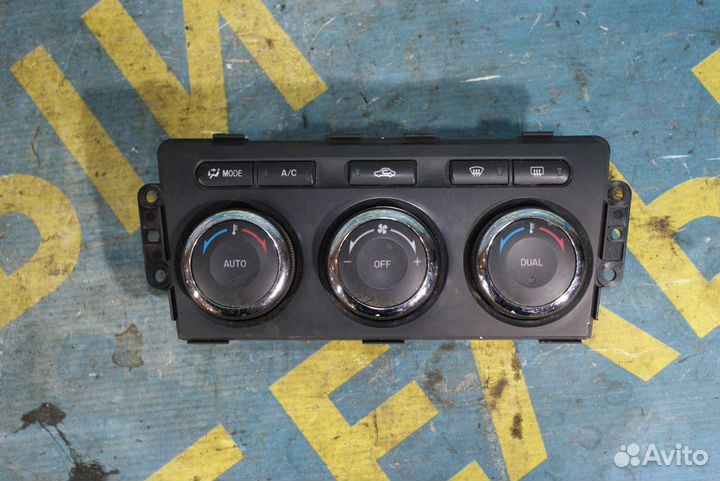 Блок управления печкой Mazda 6 GH