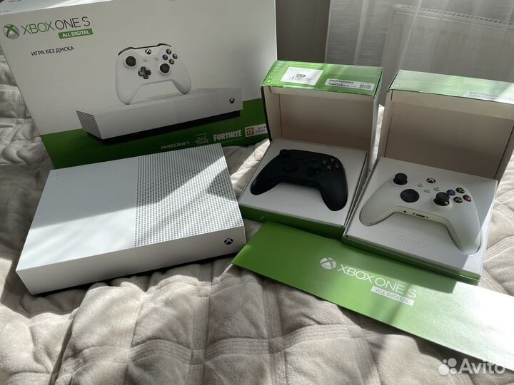 Xbox One S