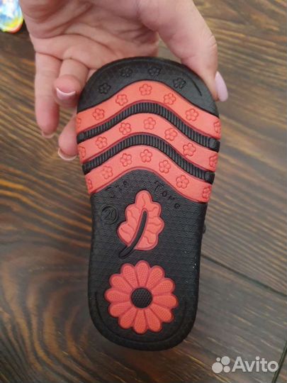 Новые ботинки