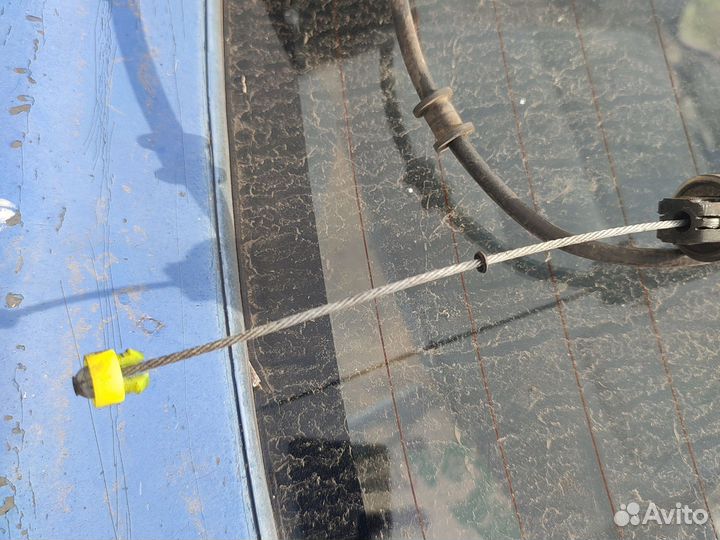 Мазда 323 тросик газа