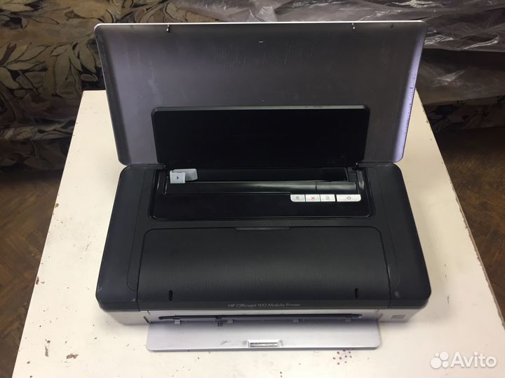 Мобильный принтер HP Officejet 100