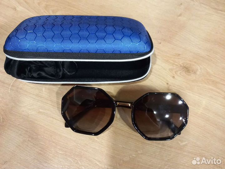 Солнцезащитные очки женские