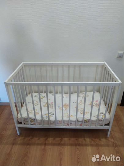 Детская кровать IKEA с матрасом