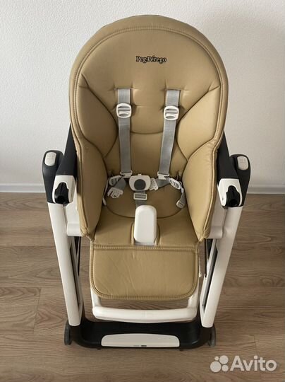 Стульчик для кормления Peg Perego Siesta follow me