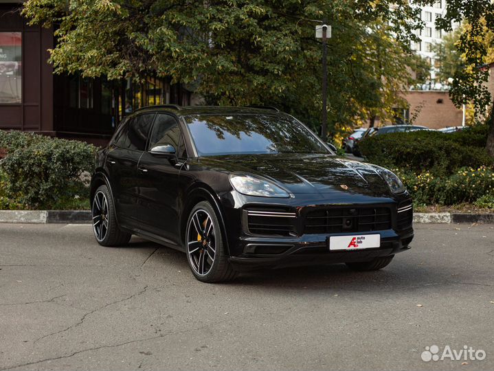 Porsche Cayenne Turbo S 4 AT, 2019, 65 500 км