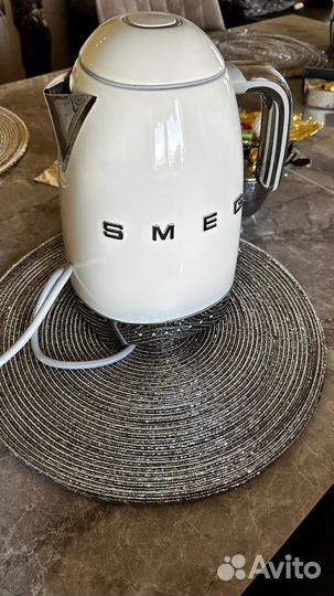 Чайник smeg KLF04creu