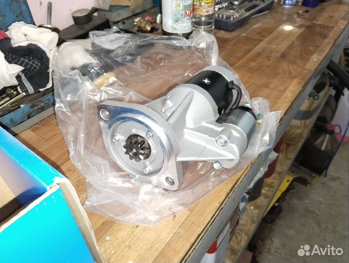 Стартер новый