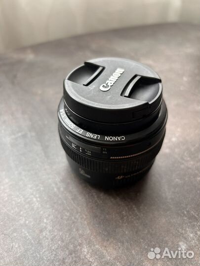 Объектив canon 50mm 1.4