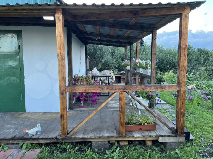 Дача 20 м² на участке 6 сот.