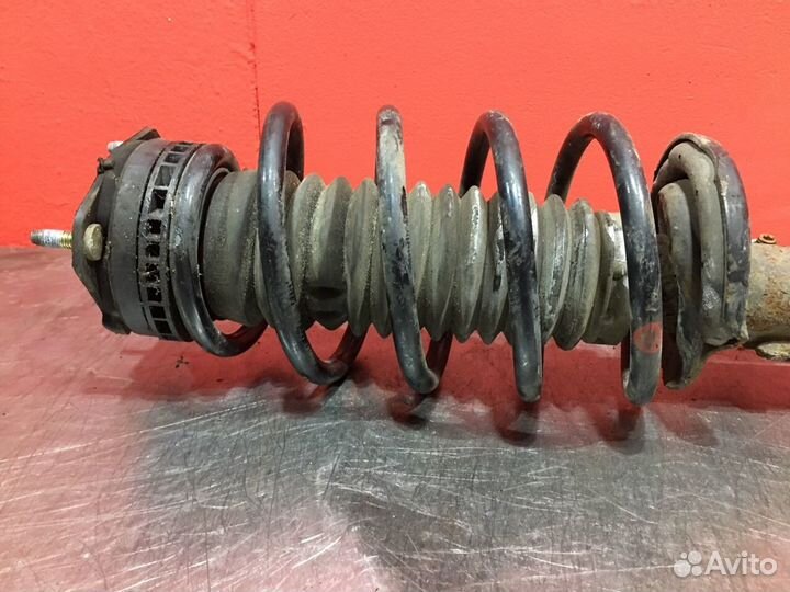 Стойка подвески передняя левая Ford Fusion хетчбэк