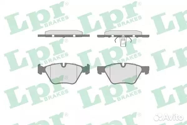 05P1641 Комплект тормозных колодок