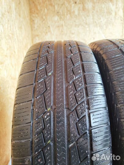 Achilles Winter 101 215/60 R17 96H