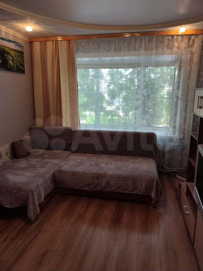 Комната 15 м² в 5-к., 2/5 эт.