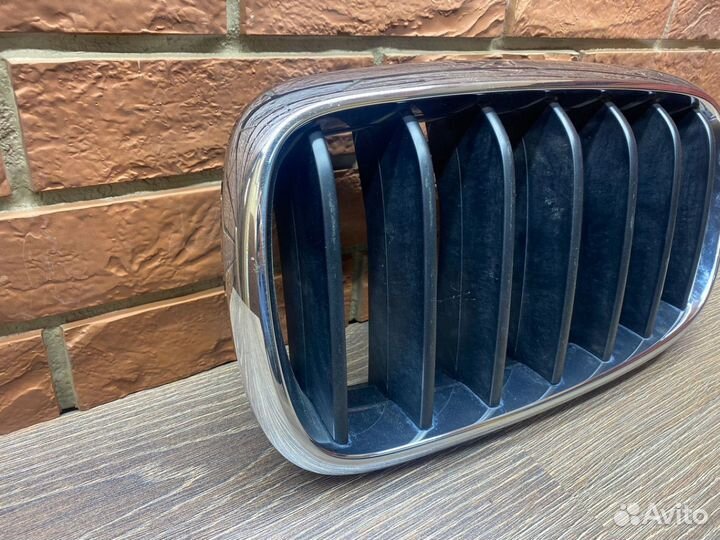 Решётка радиатора Левая Bmw X5 F15 2013-2018