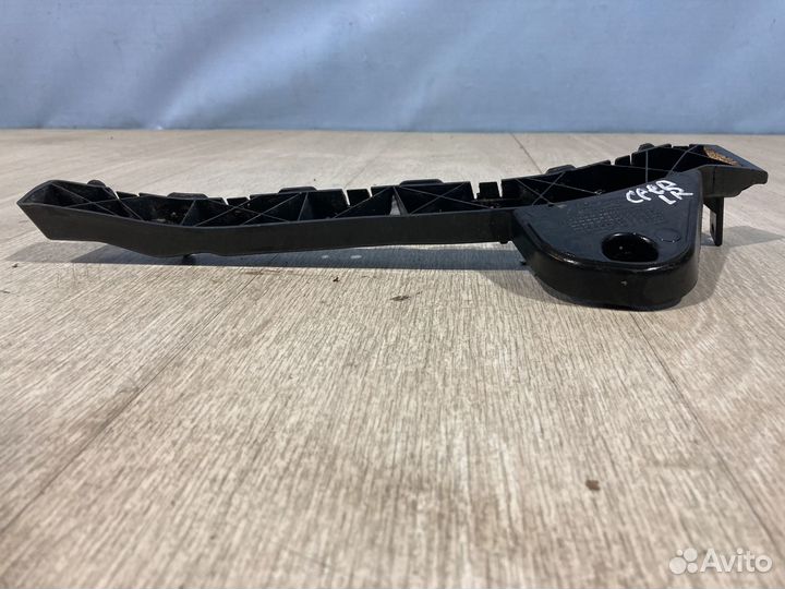 Крепление бампера Kia Ceed 2011 заднее левое