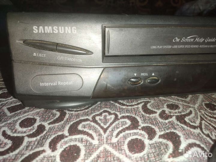 Видеомагнитофон